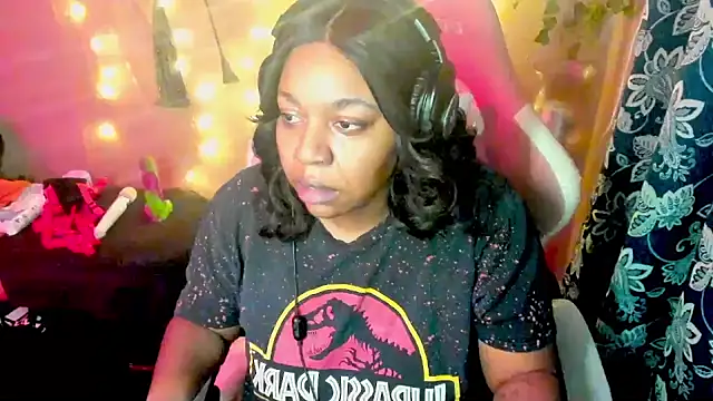 Goddess MercedesRedd online show from April 22, 2026, 1:29 pm