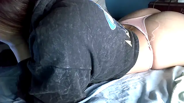 KendraBoss online show from April 25, 2026, 3:20 pm