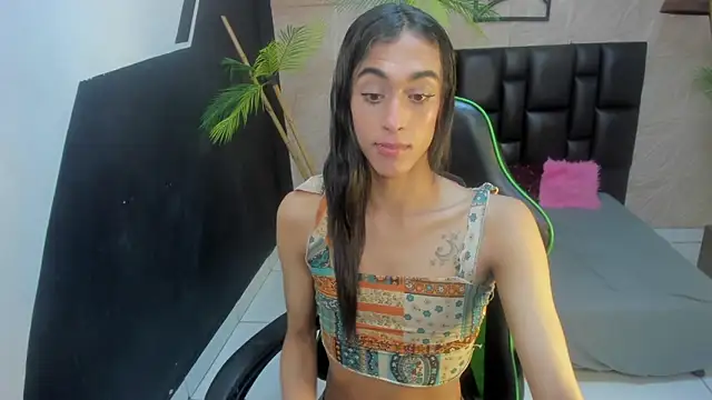 Epril Zoyert online show from June 7, 2026, 2:17 am