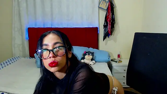 Angels66v online show from May 18, 2026, 2:12 am