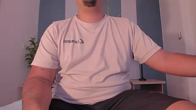 Snapshot of mateocollins1 chatting on March 21, 2026, 1:26 pm mateocollins1 online show from March 21, 2026, 1:26 pm