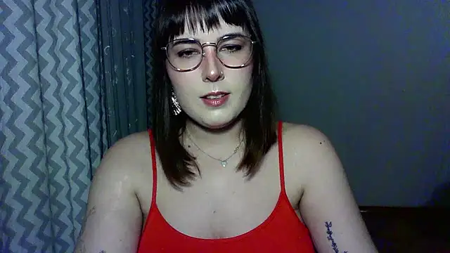 ClaraHard online show from July 16, 2026, 7:33 pm