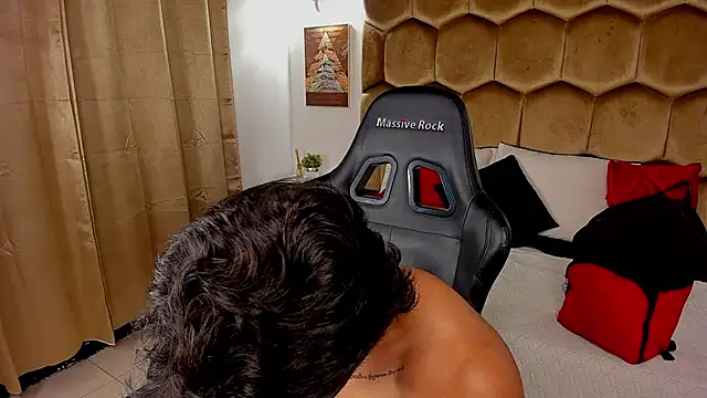 Emmet CollinsJS online show from March 19, 2026, 4:34 am