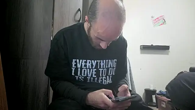 CirclingClass online show from November 11, 2025, 4:13 pm