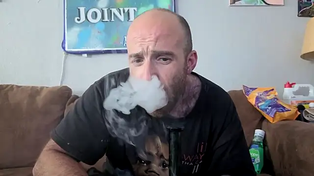 CirclingClass online show from October 21, 2025, 6:18 pm