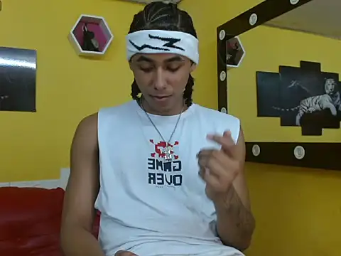 taylor bigdick18 online show from March 19, 2026, 2:55 am