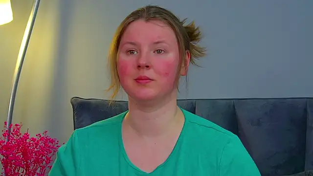 MelodyMoores online show from April 24, 2026, 6:26 am