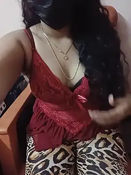 Snapshot of Sunitha28 chatting on May 15, 2026, 3:10 pm Sunitha28 online show from May 15, 2026, 3:10 pm
