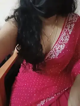Snapshot of Sunitha28 chatting on May 19, 2026, 5:31 pm Sunitha28 online show from May 19, 2026, 5:31 pm