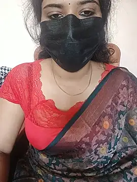 Snapshot of Sunitha28 chatting on June 4, 2026, 7:13 am Sunitha28 online show from June 4, 2026, 7:13 am