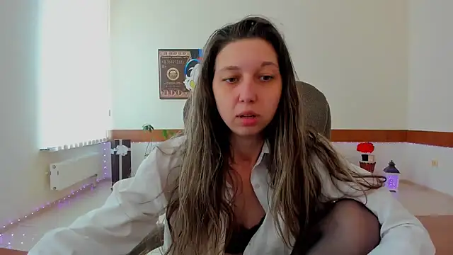 Ellina Star online show from April 30, 2026, 8:21 am