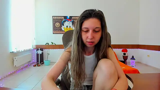 Ellina Star online show from April 14, 2026, 8:08 am