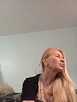 Snapshot of ViktoriaSexi1 chatting on April 18, 2026, 8:31 pm ViktoriaSexi1 online show from April 18, 2026, 8:31 pm