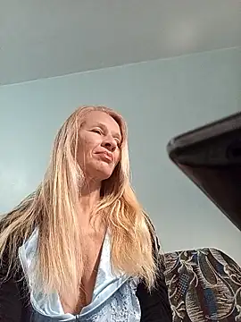 Snapshot of ViktoriaSexi1 chatting on April 26, 2026, 4:48 pm ViktoriaSexi1 online show from April 26, 2026, 4:48 pm