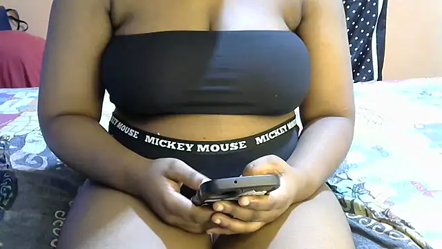 Boobie Trapp online show from April 28, 2026, 1:37 pm