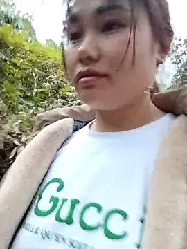 nhoem112 online show from March 11, 2026, 11:32 pm