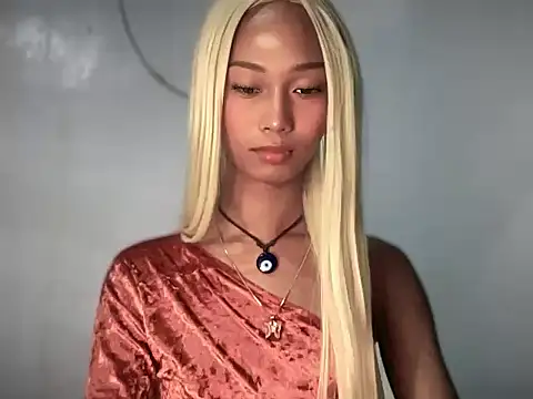 Sunkissed seductress online show from March 26, 2026, 7:34 pm