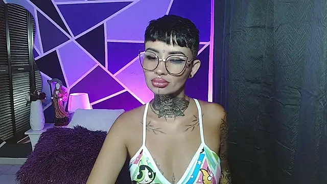 Snapshot of Sol_Baker chatting on April 8, 2026, 3:41 am Sol Baker online show from April 8, 2026, 3:41 am