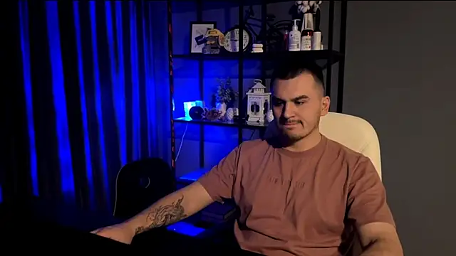 Snapshot of AlexRay22 chatting on March 15, 2026, 6:15 pm AlexRay22 online show from March 15, 2026, 6:15 pm