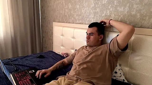 Snapshot of AlexRay22 chatting on March 28, 2026, 10:05 am AlexRay22 online show from March 28, 2026, 10:05 am