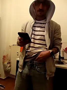 Snapshot of Anatoliman chatting on March 4, 2026, 9:00 pm Anatoliman online show from March 4, 2026, 9:00 pm