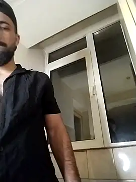 Tommy Porn  online show from April 24, 2026, 9:28 pm