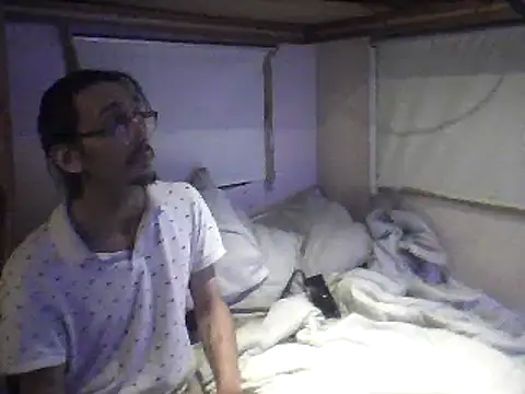Snapshot of Alcoyanos chatting on June 4, 2026, 11:31 pm Alcoyanos online show from June 4, 2026, 11:31 pm