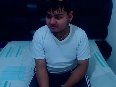 XNoahDeepThroatX online show from April 15, 2026, 1:59 pm