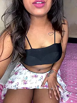 BABY JANNU  online show from May 11, 2026, 11:55 am