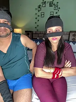 Snapshot of your_bhabhi_love chatting on June 30, 2026, 4:29 pm your bhabhi love online show from June 30, 2026, 4:29 pm