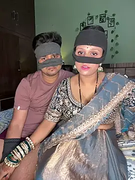 Snapshot of your_bhabhi_love chatting on June 18, 2026, 6:13 pm your bhabhi love online show from June 18, 2026, 6:13 pm