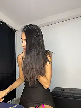 leilani X online show from April 27, 2026, 12:47 pm