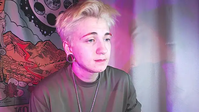 ray-taylorrr online show from March 27, 2026, 5:47 pm