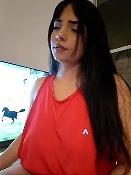 Hannae3 online show from June 25, 2026, 4:32 am