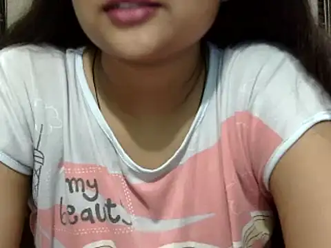 NayraG online show from June 23, 2026, 4:49 pm