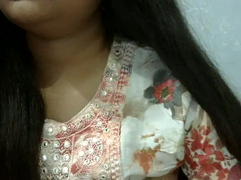 NayraG online show from March 30, 2026, 7:48 pm