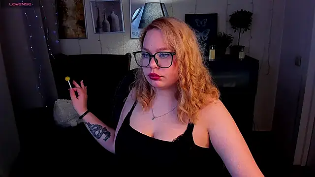 AmeliaMerris online show from April 22, 2026, 8:37 pm