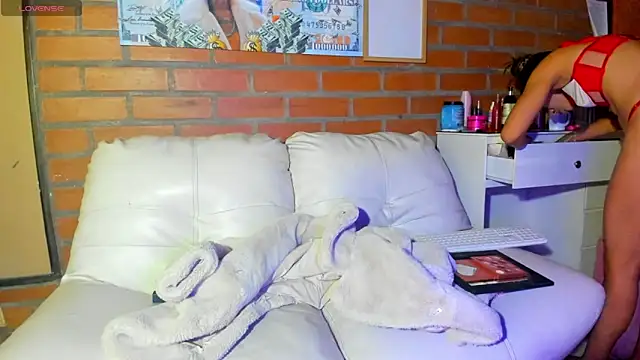 Badwolf818  online show from March 21, 2026, 8:41 am