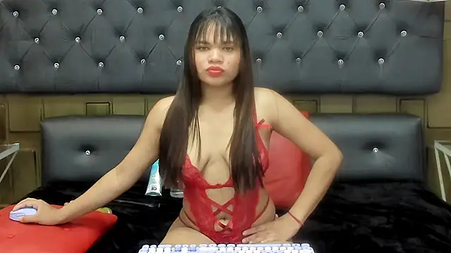 Snapshot of CaroBeltran chatting on May 20, 2026, 7:22 pm CaroBeltran online show from May 20, 2026, 7:22 pm