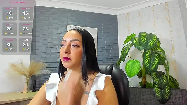 shirley taylor  online show from March 30, 2026, 11:33 am