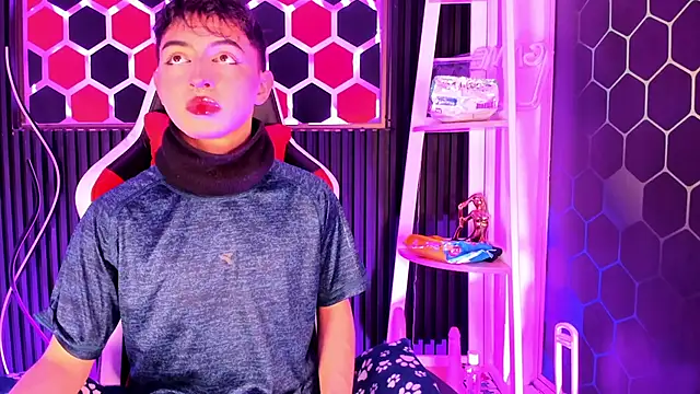 Snapshot of Cristopher_Wild chatting on May 29, 2026, 8:04 pm Cristopher Wild online show from May 29, 2026, 8:04 pm