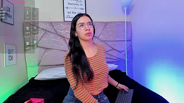 Snapshot of Amara_Velle chatting on May 9, 2026, 1:14 pm Amara Velle online show from May 9, 2026, 1:14 pm