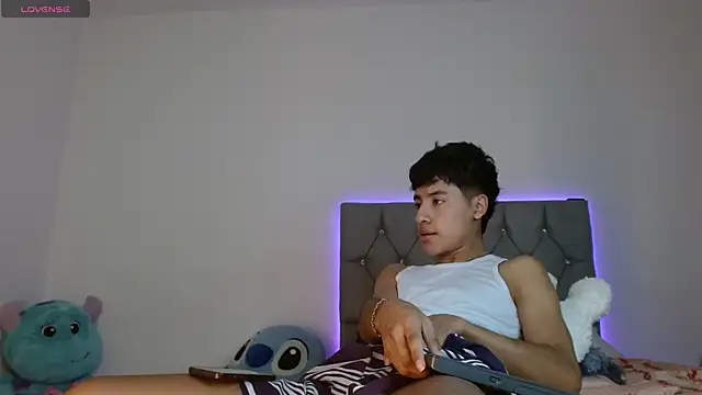 Snapshot of Sebas_fire4 chatting on May 15, 2026, 11:58 pm Sebas fire4 online show from May 15, 2026, 11:58 pm
