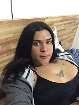 Gabrielaparaiso online show from May 22, 2026, 4:38 pm