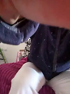 Snapshot of ManuelaX chatting on January 19, 2026, 8:51 am ManuelaX online show from January 19, 2026, 8:51 am