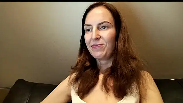 Snapshot of AnnaTight chatting on April 12, 2026, 8:34 pm AnnaTight online show from April 12, 2026, 8:34 pm