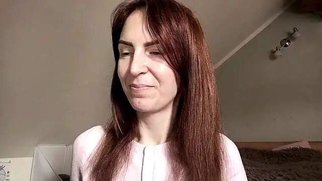 Snapshot of AnnaTight chatting on April 10, 2026, 9:27 am AnnaTight online show from April 10, 2026, 9:27 am