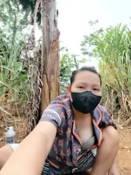 Tini-mimi online show from April 11, 2026, 9:02 am