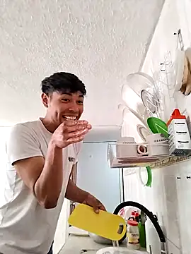 Diamond Liam online show from March 11, 2026, 9:20 pm