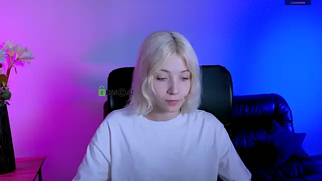  sabrina moore online show from June 16, 2026, 6:52 pm